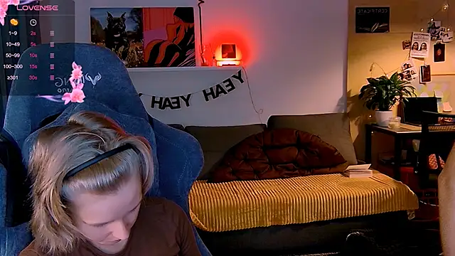 KatiKate online show from November 10, 5:30 pm