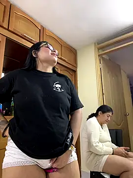 alissonfernandez  online show from October 16, 11:24 am