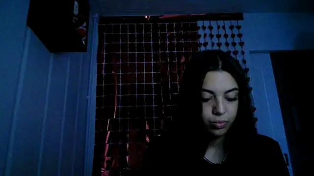 isabella048 online show from September 28, 8:58 pm