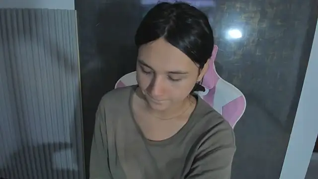 lana boomer online show from April 5, 8:08 pm