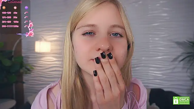 OdelinaFicken online show from September 16, 7:49 am