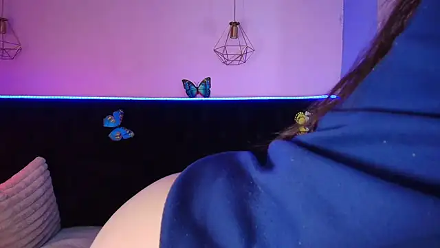 Anastasia Whitee online show from May 1, 1:58 pm