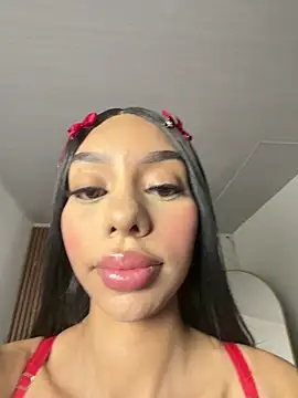 Tiffanny online show from February 16, 1:44 pm