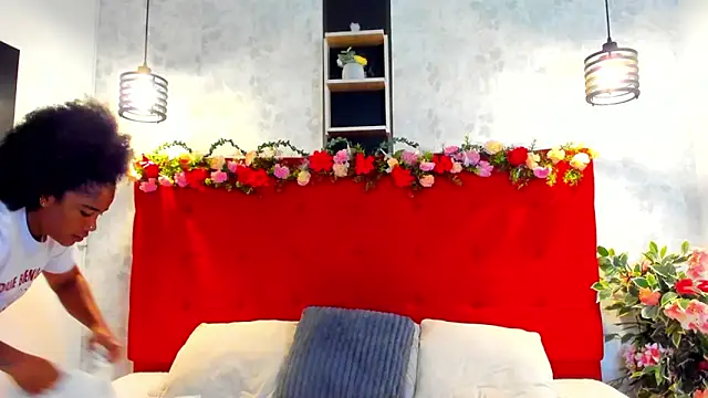 SilvannaFit online show from April 13, 11:11 am