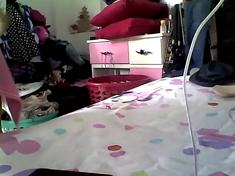 ariana crazzy online show from November 20, 3:13 pm