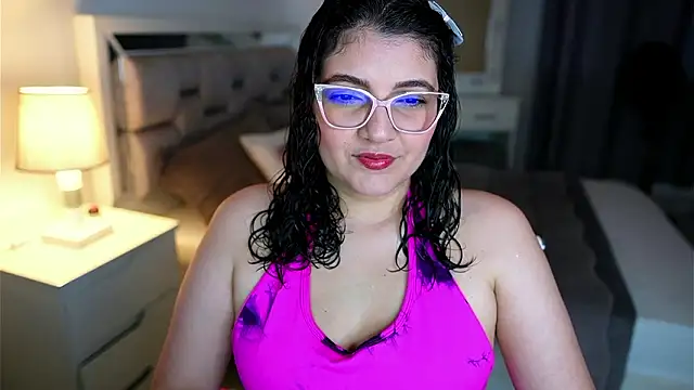 Camilaa bueno online show from February 3, 10:56 pm