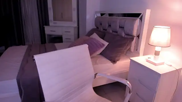 Camilaa bueno online show from March 9, 2:37 am