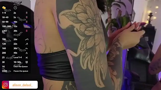 Alisson Wynter online show from December 19, 4:27 am