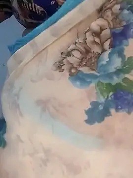 Sexy Radhikaa online show from December 15, 2:28 am