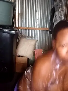 curvyloneah75 online show from October 7, 5:56 am