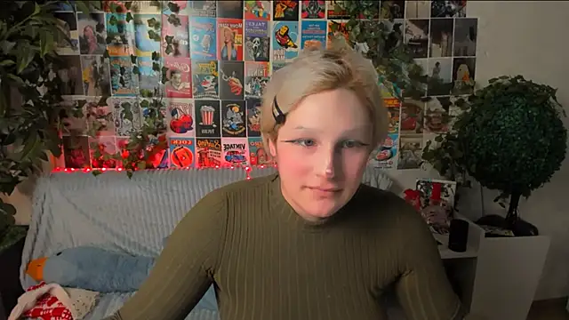 Kleo Godde online show from September 13, 2:41 am