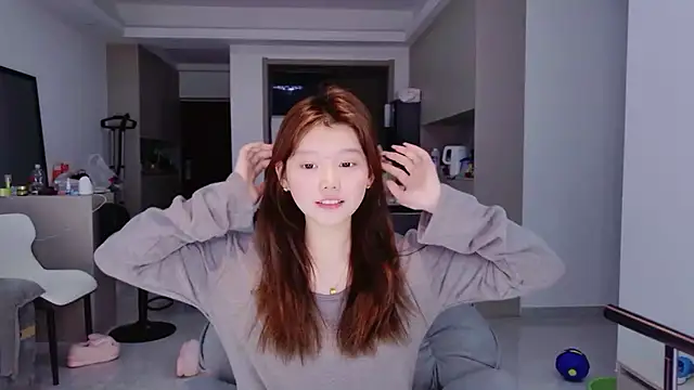 yang-yang-yang online show from February 24, 2:27 pm