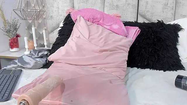 AshleyHill2 online show from December 23, 5:22 am