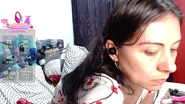 Ella Rousse online show from November 25, 6:31 pm