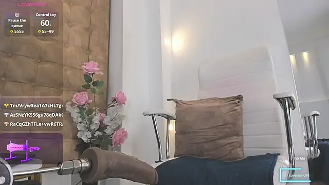 hanna  jadidi online show from March 11, 5:11 am