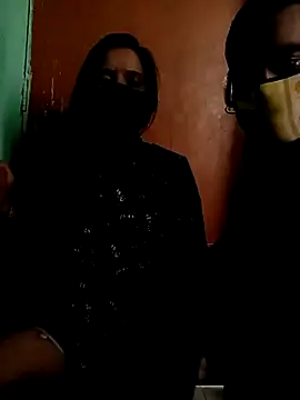 Suhani512 online show from October 17, 7:00 am