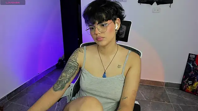 gooddess isis online show from October 10, 1:21 am