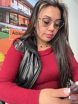 LIZ-06  online show from March 10, 4:55 pm