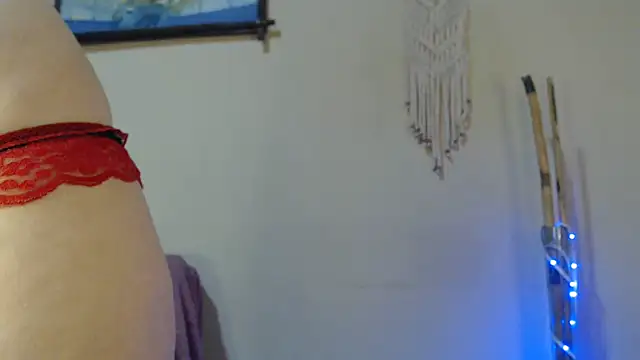 natgirlnatural online show from March 12, 6:43 pm