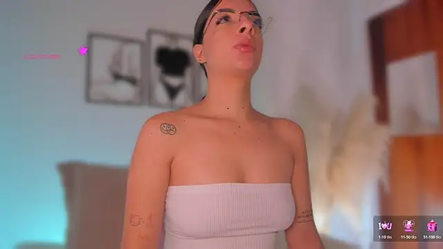 777AylinZ online show from April 23, 12:29 pm