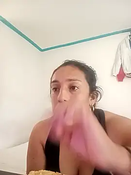 yaz guzman online show from September 22, 8:51 pm