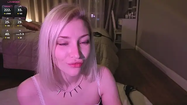 alexa novak online show from September 30, 2:22 pm