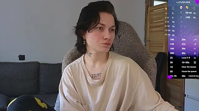 esajukyy online show from April 15, 5:08 am