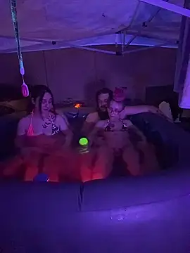 Stonermama666420 online show from February 16, 2:55 am