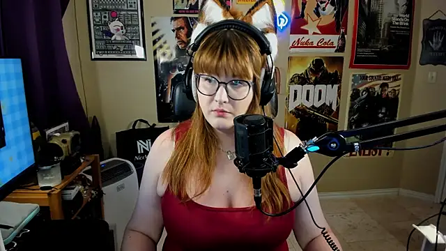 HannahCastle96 online show from July 26, 2:41 am