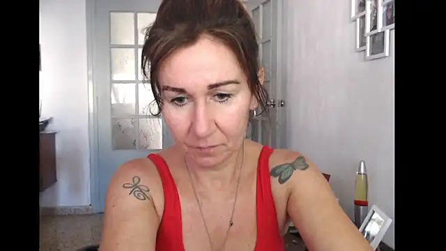 TamaraSweetxo online show from May 27, 4:15 pm