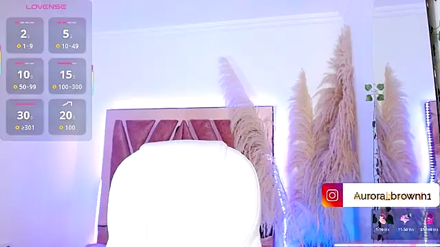 Aurora Brownn online show from September 22, 2:21 am