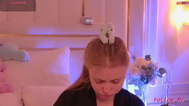 DorisHell online show from January 15, 12:05 am