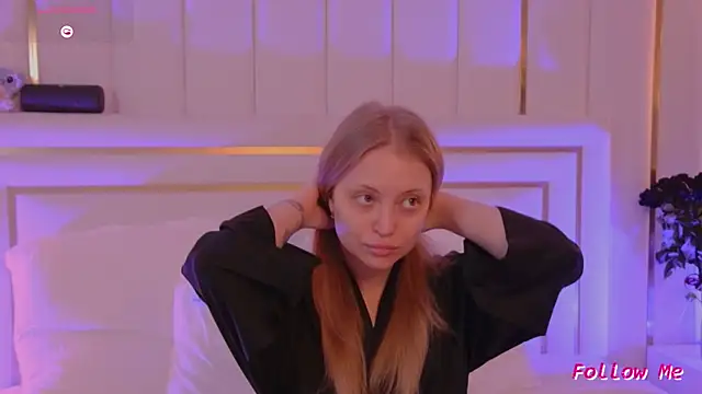 DorisHell online show from December 19, 6:11 pm