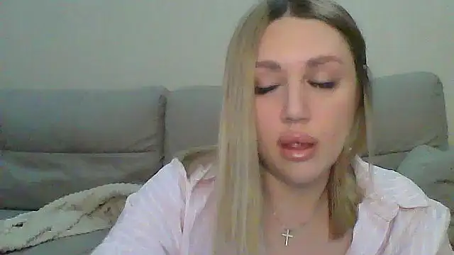 VickyLove047 online show from September 15, 5:49 am