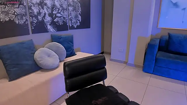 FernandaX1 online show from September 20, 11:08 am