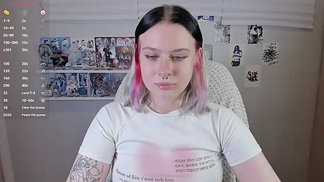 tender kiitty online show from November 12, 3:54 pm