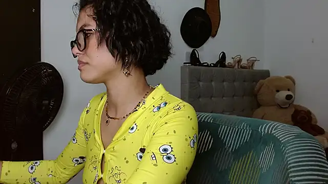 Sexy Lia  online show from April 9, 7:03 am