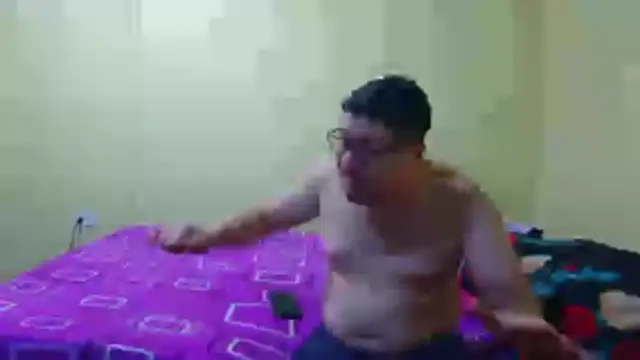 pecadodulce123 online show from April 23, 11:18 pm