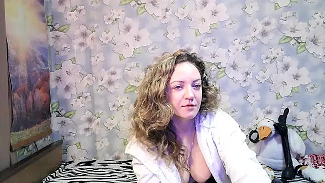 KattyLuuu online show from October 23, 9:10 pm