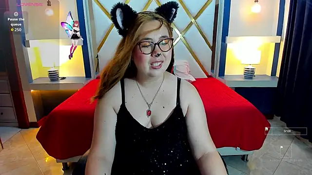 chloe prg online show from November 1, 2:37 am