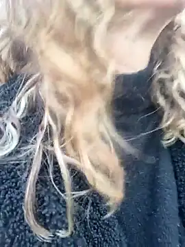 sansan2411 online show from January 16, 2:24 pm