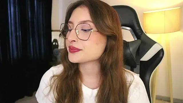 Daisha Riley online show from November 19, 3:12 pm