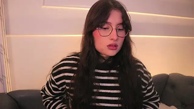 Daisha Riley online show from February 11, 3:52 am