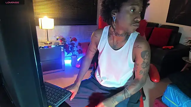 JhonyMiller  online show from September 18, 7:45 pm