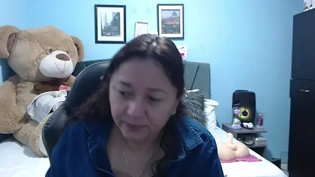 AngelRouss online show from March 12, 11:46 am