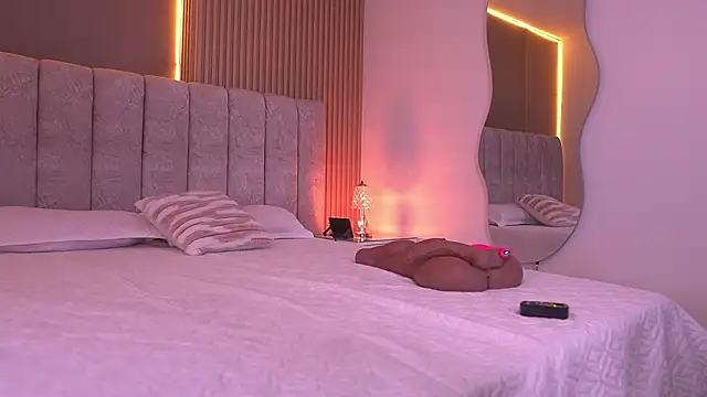 sam lewins online show from February 6, 7:39 pm