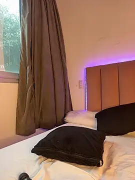 ArdenBlake online show from April 6, 2:29 pm