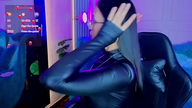 Abbydreams  online show from March 7, 8:05 pm