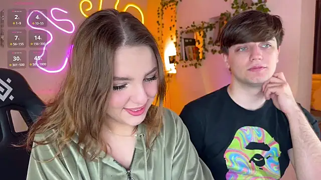 RobertAndLinela online show from September 27, 3:58 am