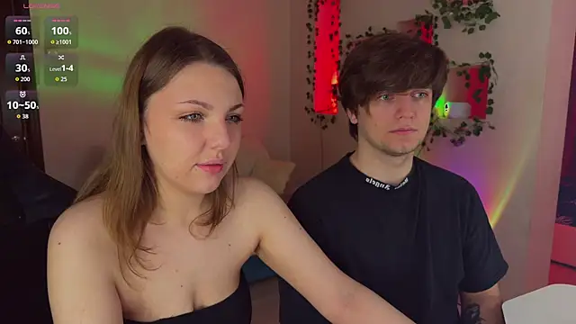 RobertAndLinela online show from April 12, 11:35 am